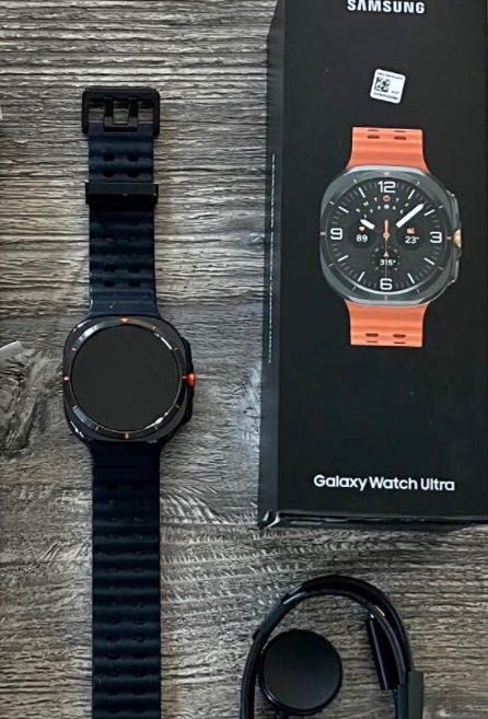 Стильний годинник Samsung Galaxy Watch ultra 47 mm без пошкоджень стан 10/10