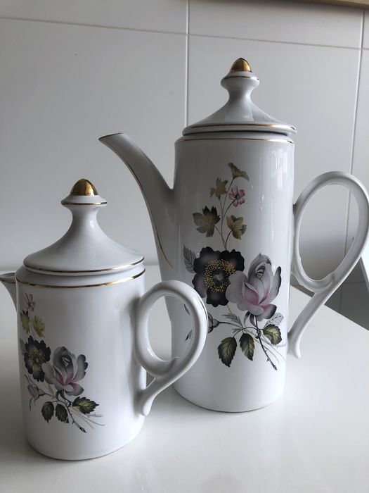 Bule chá / café e leiteira