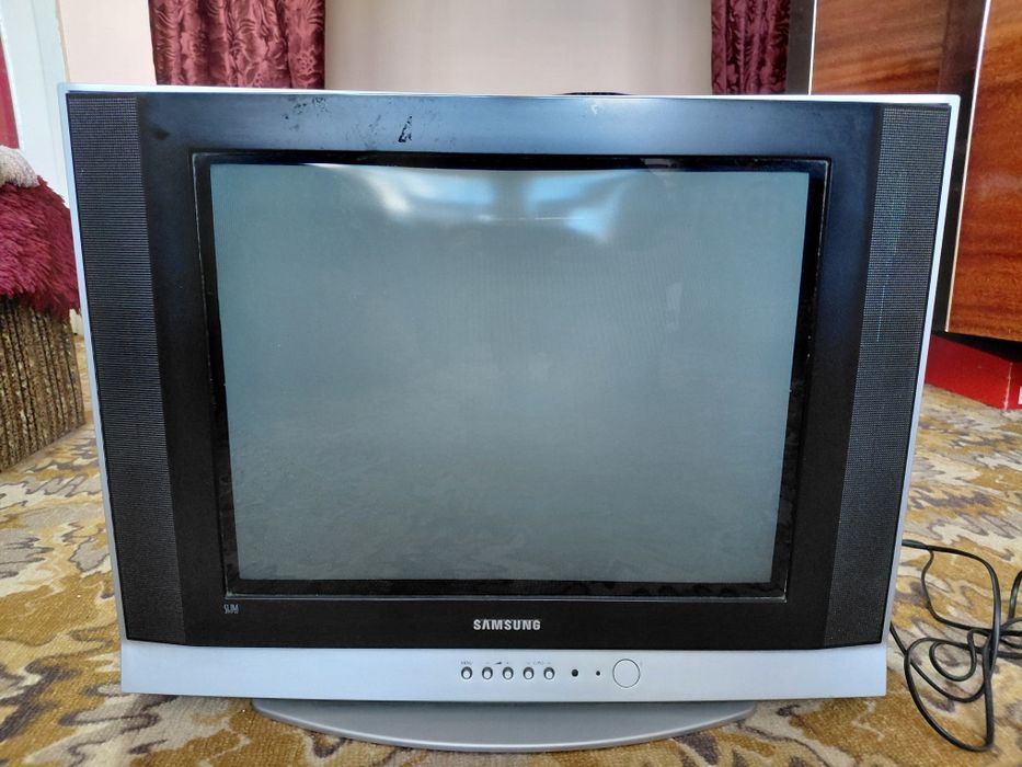 Телевізор SAMSUNG . +Т2  Самовивіз.