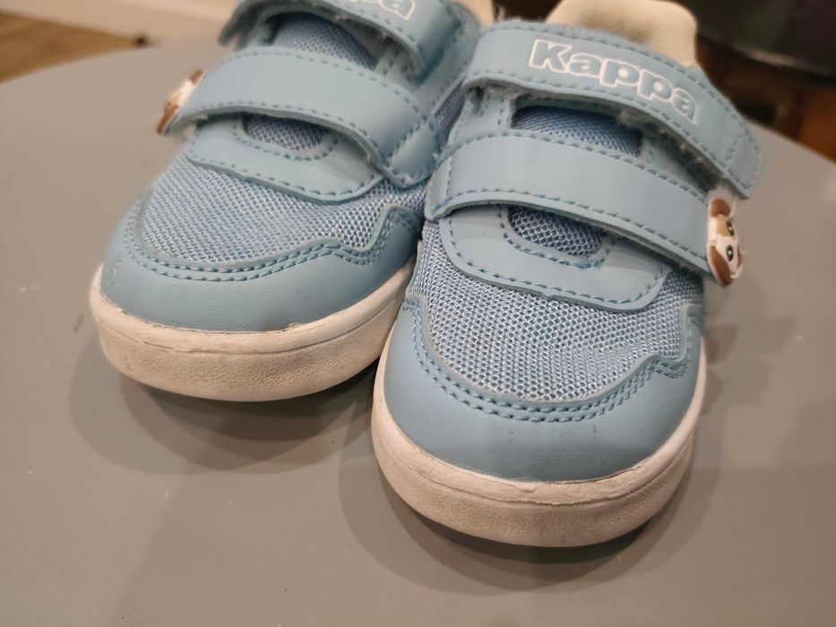 Buty sportowe dla chłopca Rozm.22