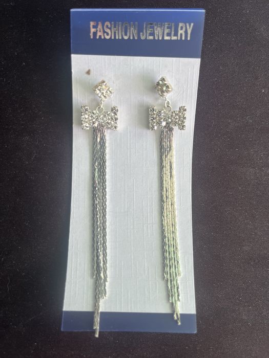 Продам сережки бабочки