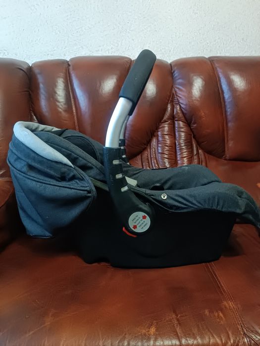 Дитяче крісло - переноска