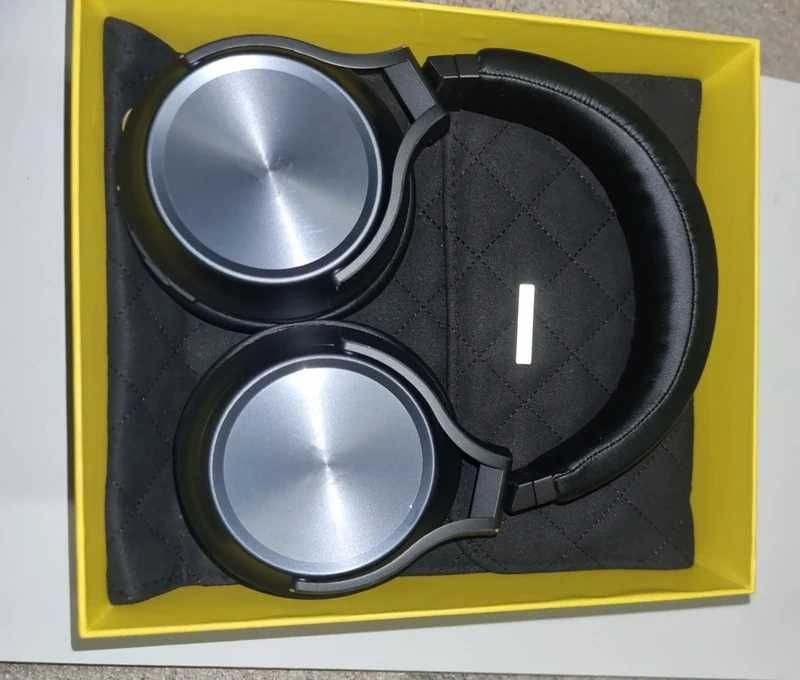 Corsair Virtuoso XT
