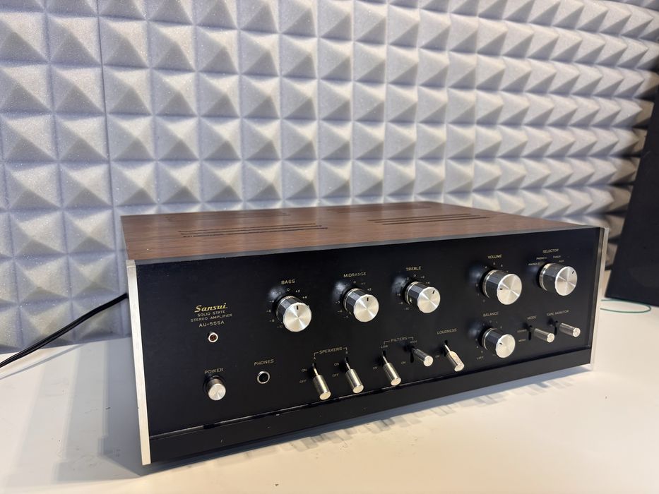 Wzmacniacz Sansui AU 555 A