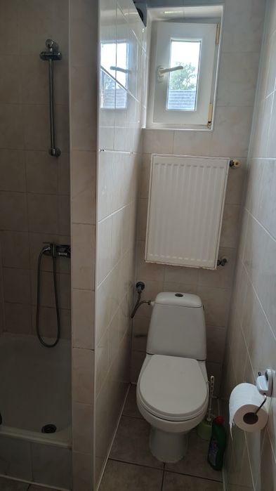 Pokoje pracownicze z łazienką