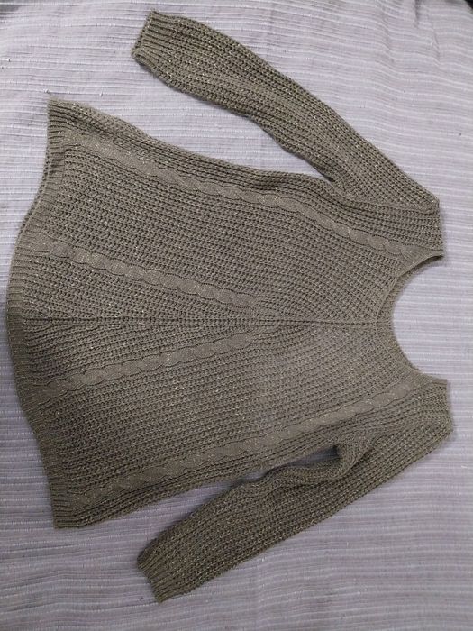 Camisola de malha verde seco com brilhantes - tamanho M