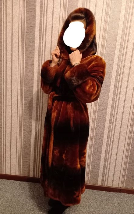 Продаю італійську шубу