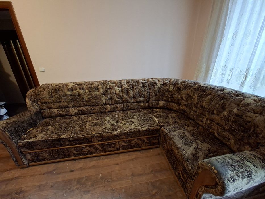 Кутовий діван б/у