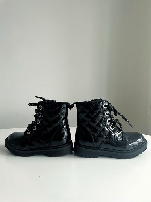 Взуття для дівчинки демісезонне