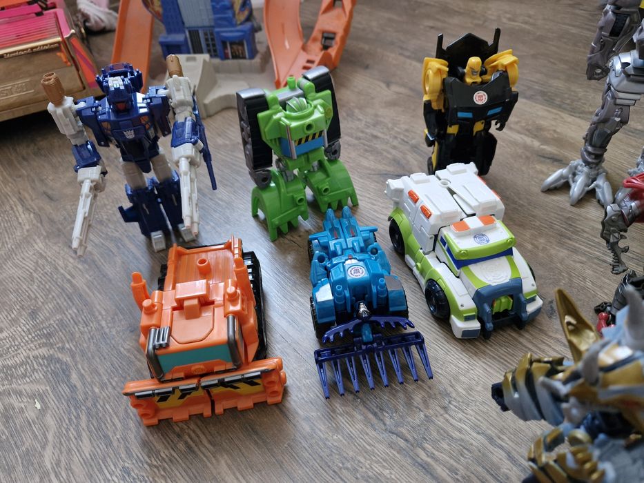Transformers roboty