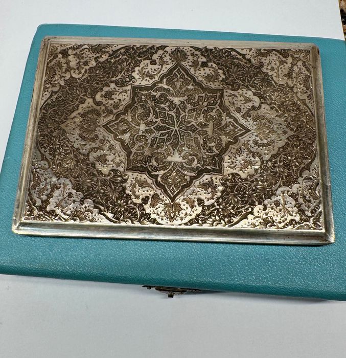 Antiga Caixa Prata Sólida (225g) Irã - Coroa Pahlavi & Banco Melli