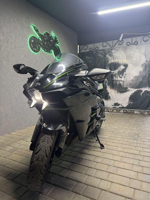 Kawasaki H2