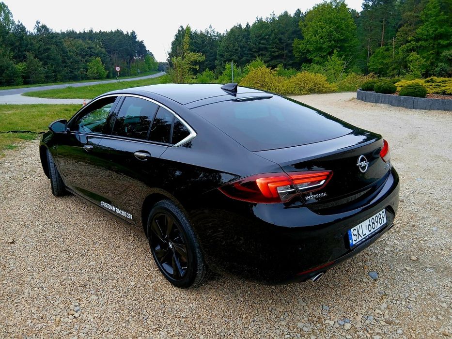 Insignia B Benzyna Turbo 260PS 4x4 automat  wersja Exclusive.Full led