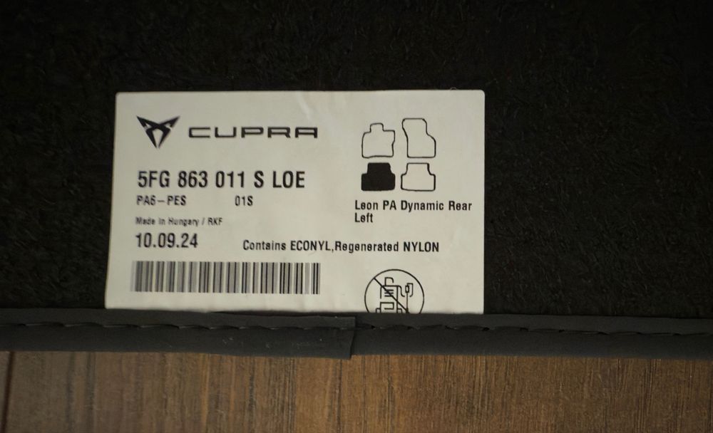 Komplet dywanikow Cupra Leon/Formentor 5FG863011S LOE