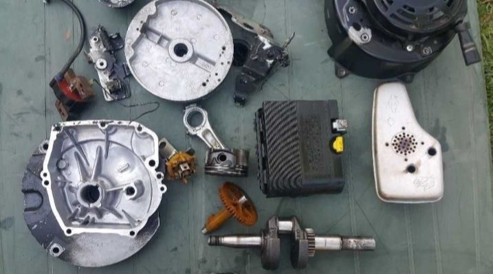 Ремонт двигунів  Запчастини двигуна briggs stratton  625 675