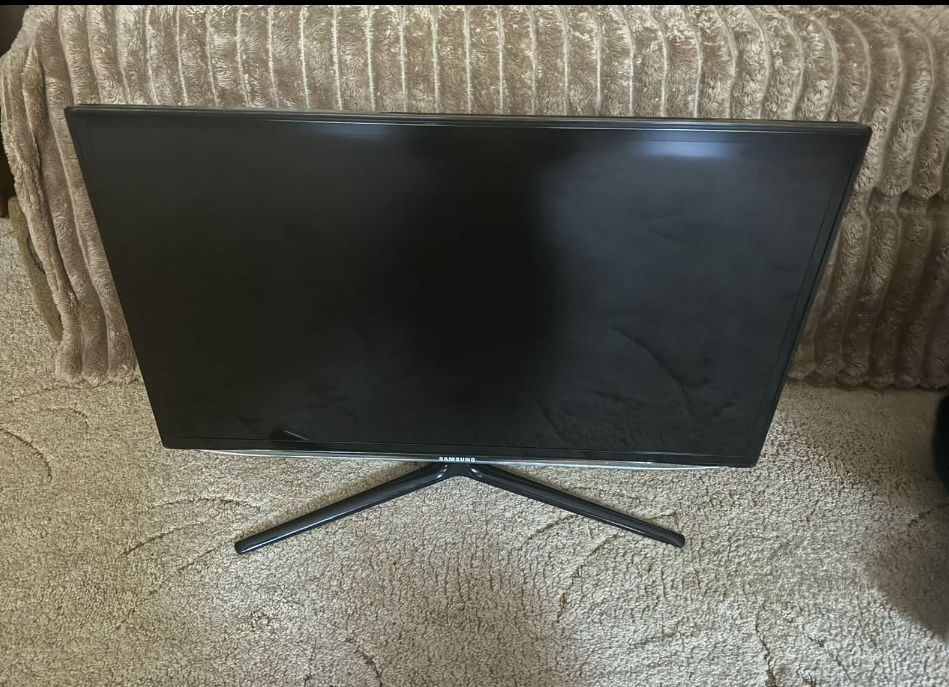 Samsung UE32ES6300. Smart.