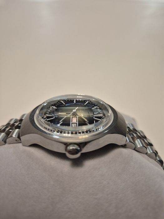 Timex Q reissue unikatowa tarcza
