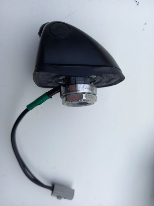 Antena dachowa Nissan Juke f15 2011rok
