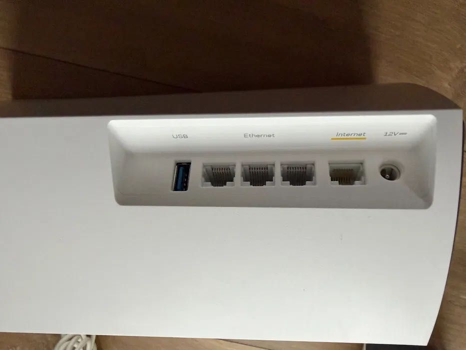 Zestaw 2 routerów Mesh WiFi Linksys Velop MX4200 + Linksys Velop WHW03