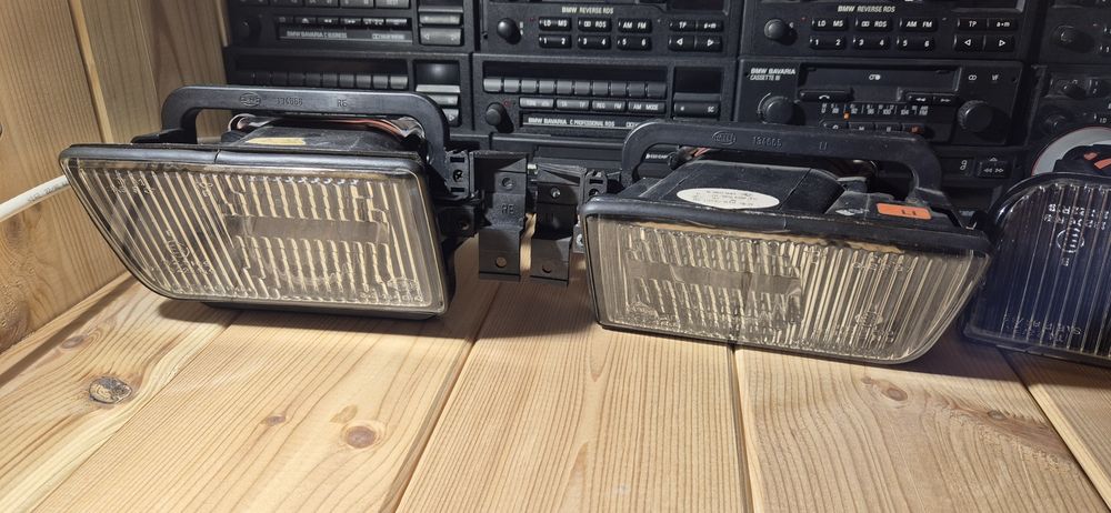 Fabrycznie Nowe halogeny do BMW e34. HELLA. 2szt