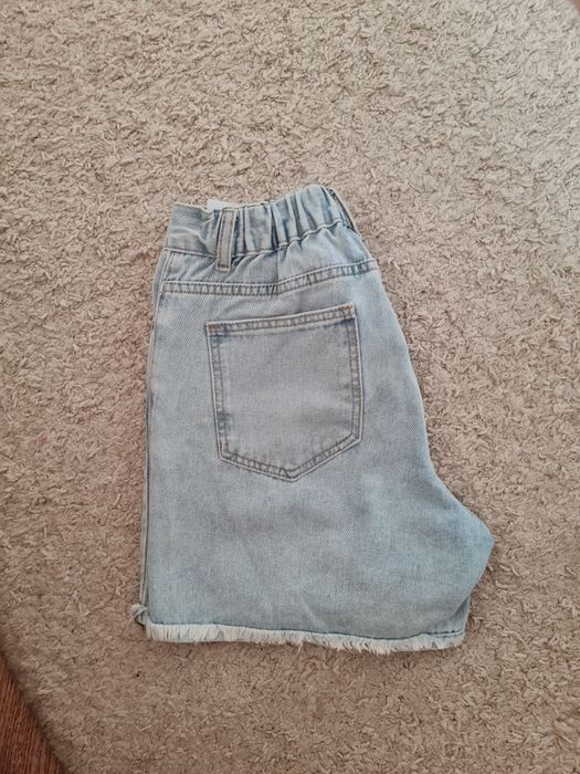 Джинсові шорти М (46 розмір)