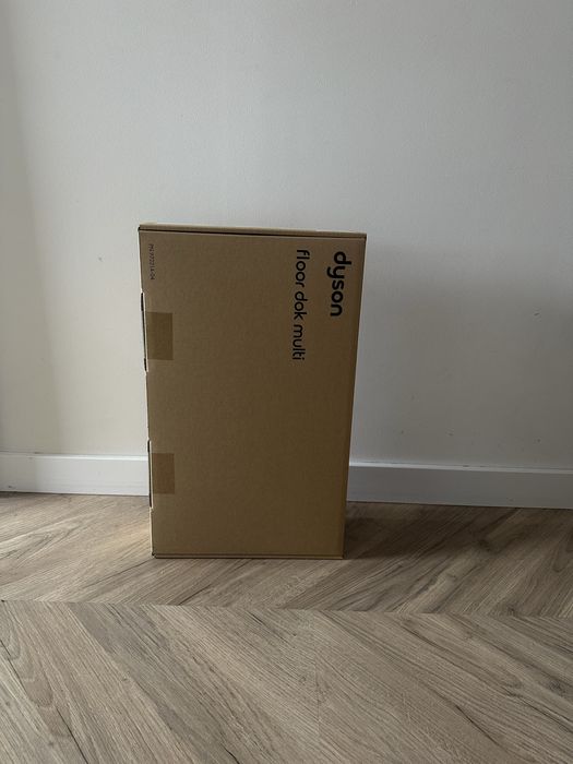 Stacja dojująca Dyson V12 multidock