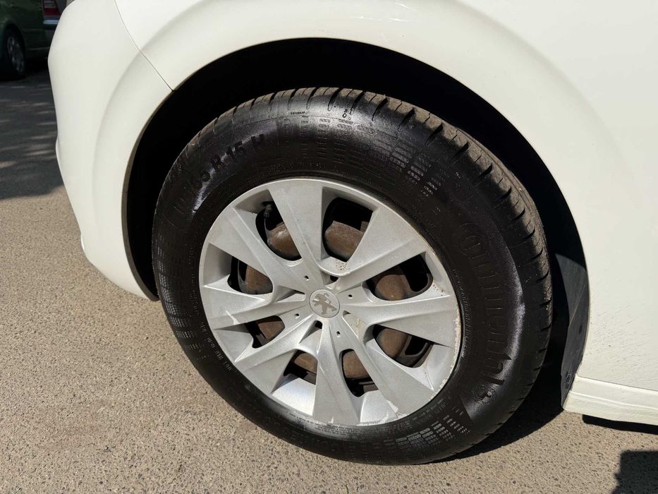 Продам Peugeot 208 2016 $5800