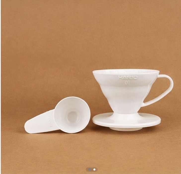 Пуровер Hario V60 01 білий пластиковий на 1-2 чашки vd-01w