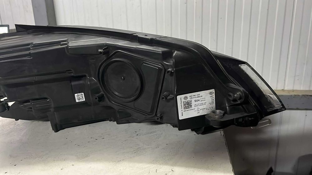 Farol Esquerdo VW GOLF VII (5G1, BQ1, BE1, BE2)
