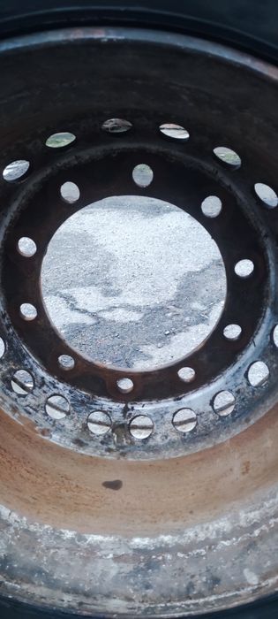 Шина,диск,запаска 22.5*11.75(ЕТ-120),385/65/22.5