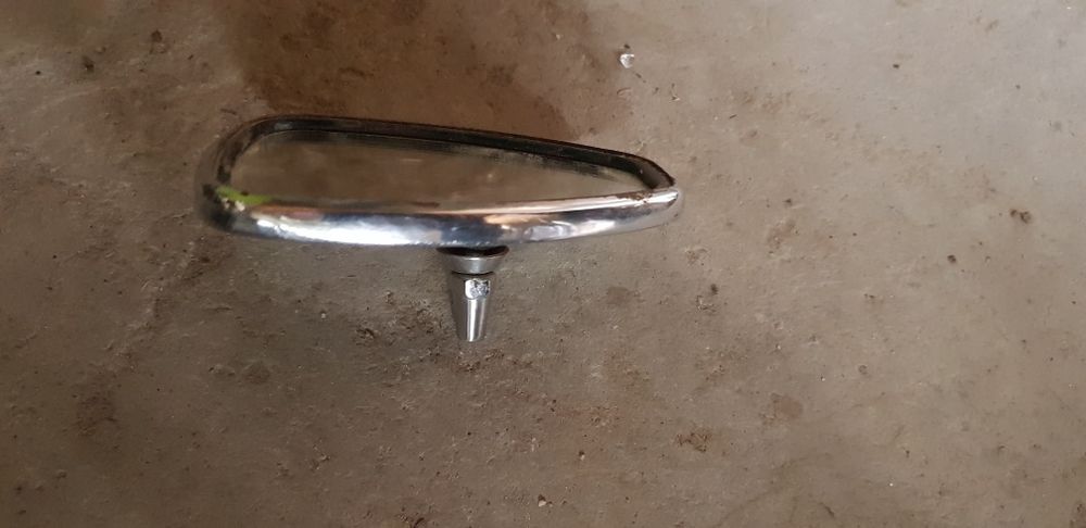 Зеркало боковое для авто Москвич 408 (крепление отломано)