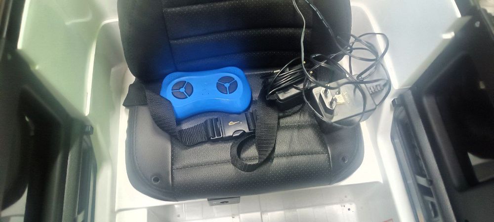 Детская машинка с пультом