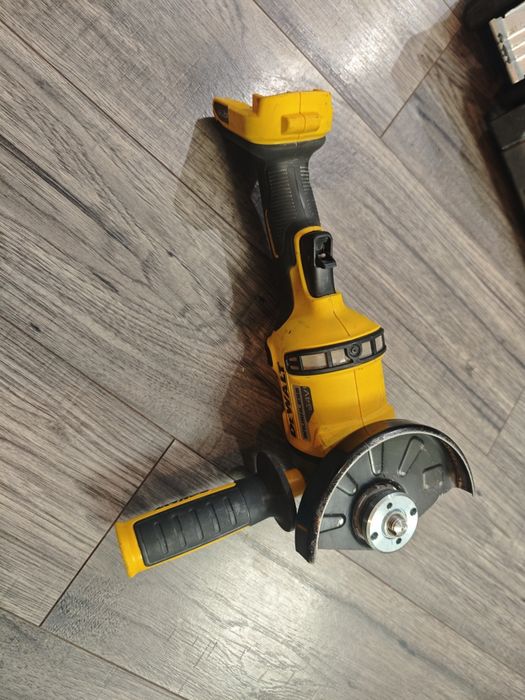 DEWALT Szlifierka kątowa akumulatorowa FlexVolt 54V DCG418