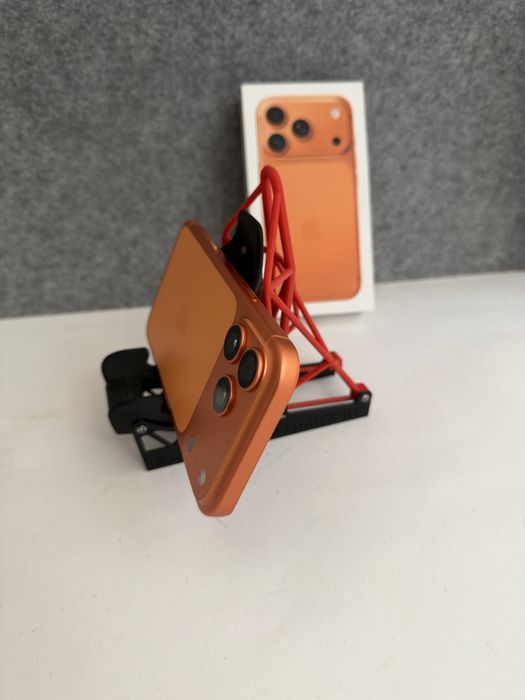 Troco/Vendo Iphone 17 Pro Max 512GB Cosmic Orange