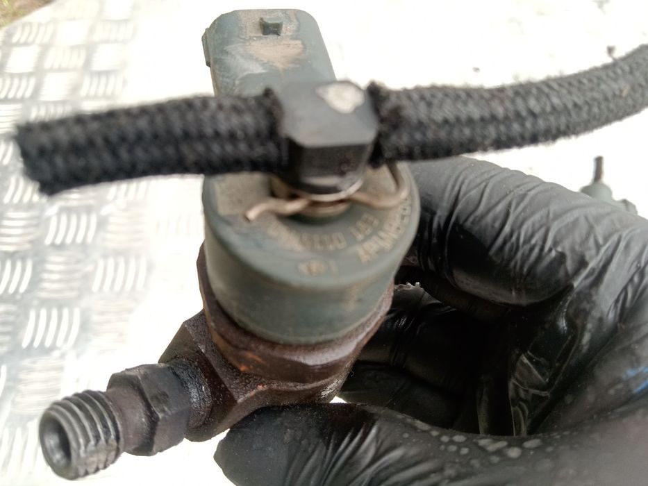 Wtrysk wtryskiwacze Opel Astra h 1.3cdti