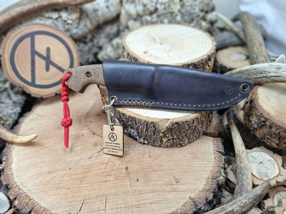 Faca artesanal para bushcraft