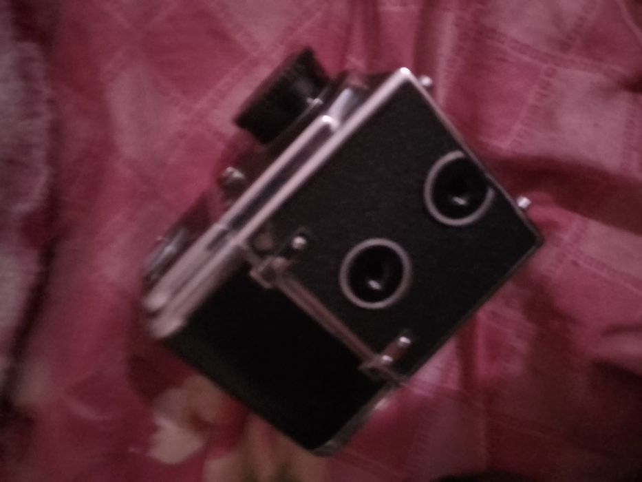 Продам, срочно.Киев 88 и объектив Олимпус.