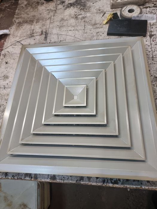 Вентиляційні решітки