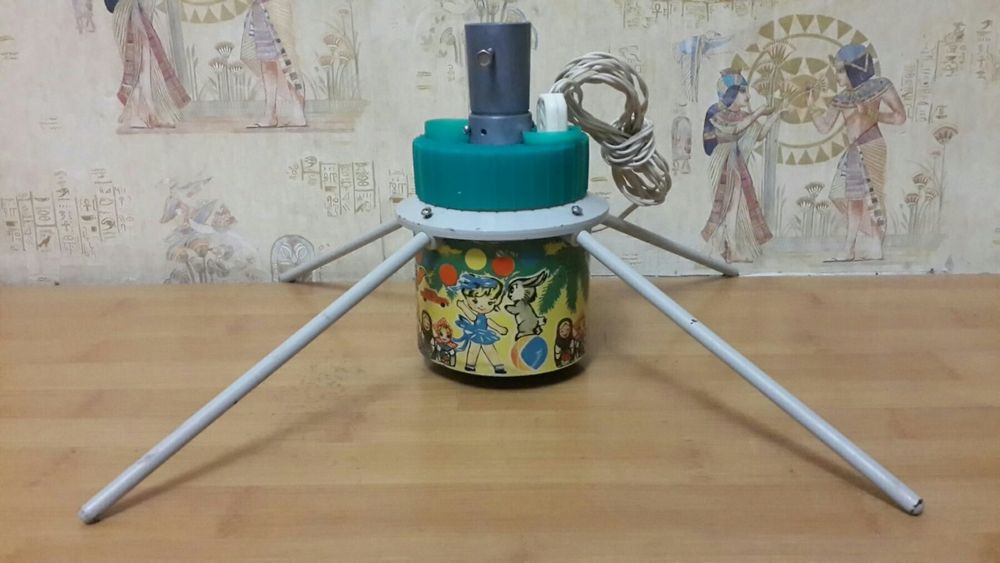 Вертушка електрична ялинкова