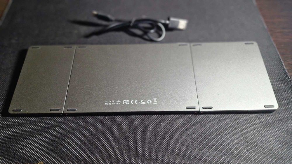 Бездротова складана  клавіатура VHG B089 Foldable Bluetooth Keyboard