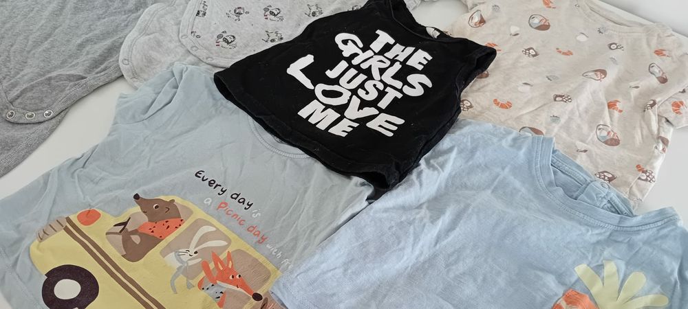 Lote / conjunto de roupa bebé 6-12 meses (13 peças)