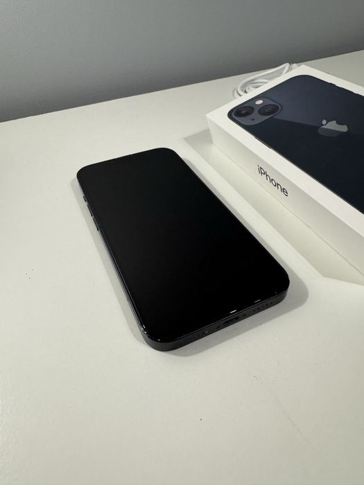 Iphone 13  black 128Gb