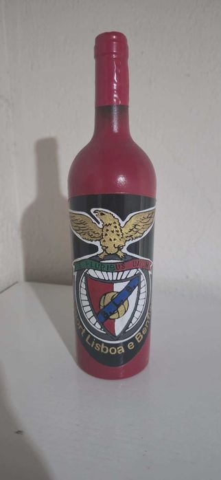 Lote de Garrafas do Benfica