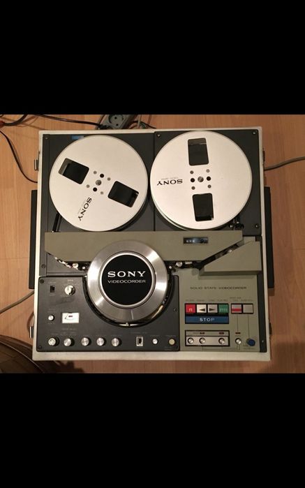 SONY Катушечный студийный магнитофон.