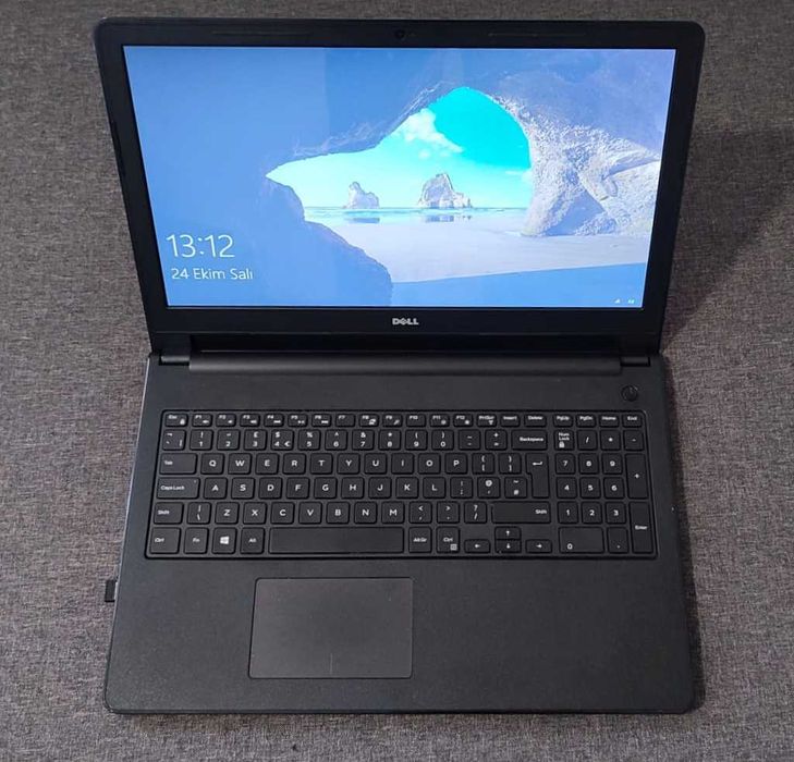 DELL laptop intel core i3 ssd