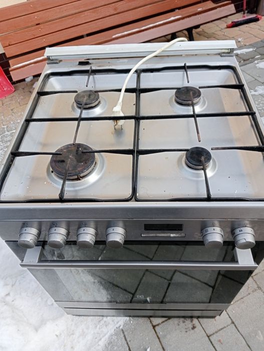 Kuchenka gazowa używane