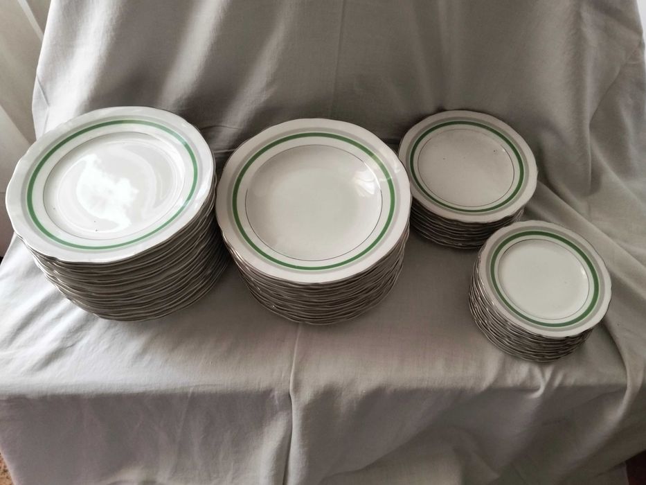 Serviço de jantar Sociedade de Porcelanas de Coimbra
