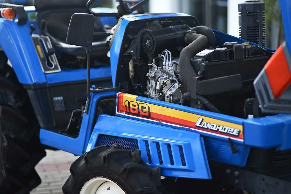 Ciągnik Iseki Landhope TU180F 4x4 - 18 KM