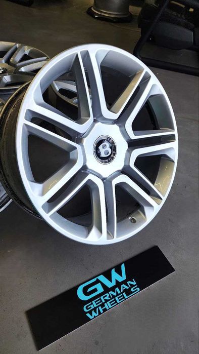 Оригінальні диски R21 Bentley Bentayga 5*130