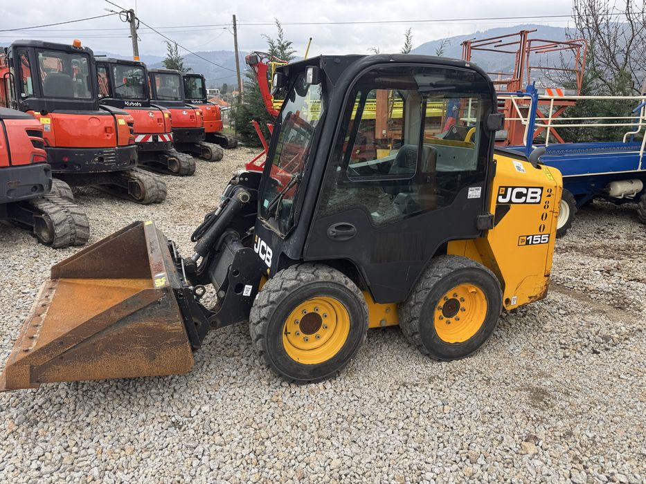 Mini pá carregadora jcb